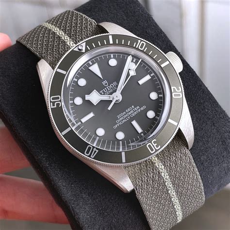 tudor black bay silver 925